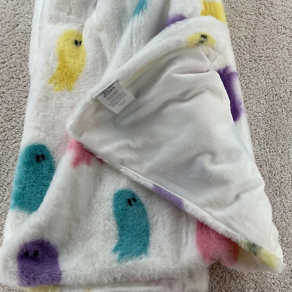 Storehouse Seasonal Faux Fur Ghost Throw‎ 50x70 White Multi Color Halloween